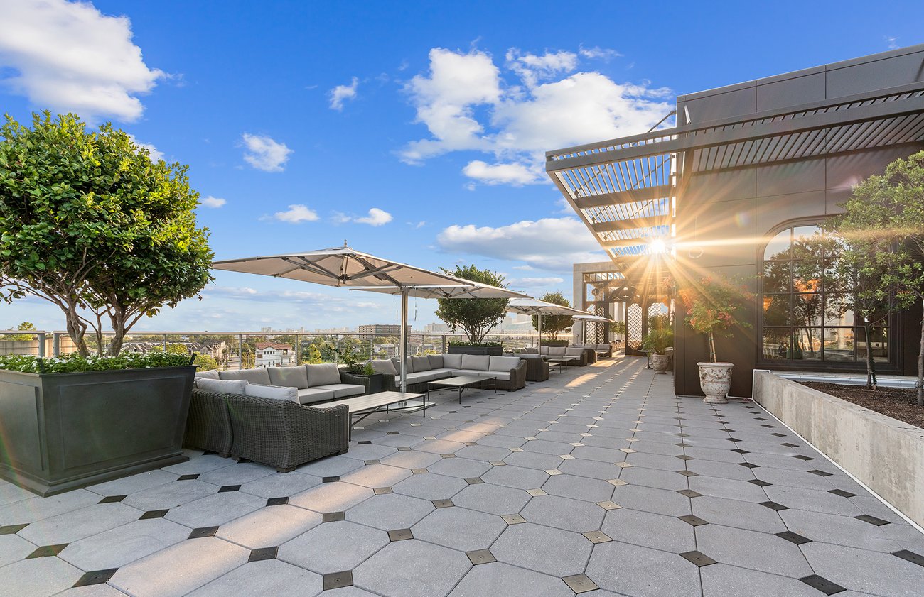 patio-view-letesserae